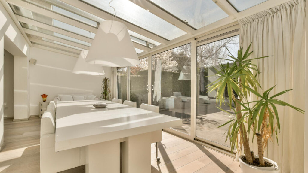 Comment une véranda transforme votre mode de vie à Rodez ?